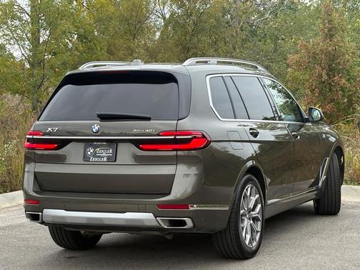2023 BMW X7 xDrive40i