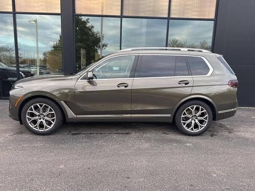 2023 BMW X7 xDrive40i