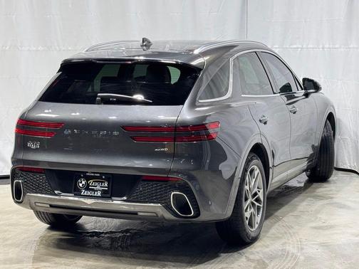 2024 Genesis GV70 2.5T