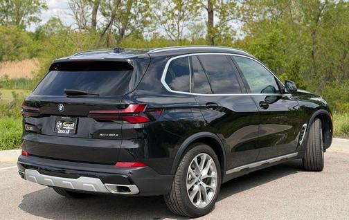 Black Sapphire Metallic 2024 BMW X5 PHEV xDrive50e