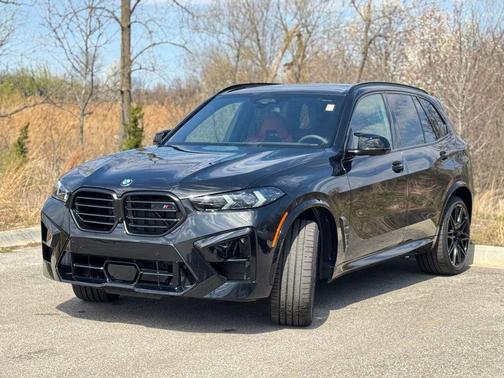 Black Sapphire Metallic 2026 BMW X5 M Competition