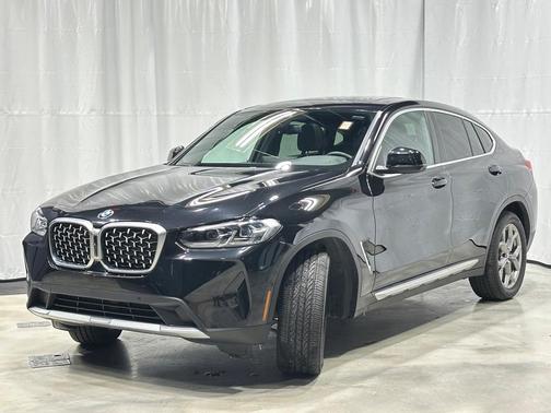 2024 BMW X4 xDrive30i