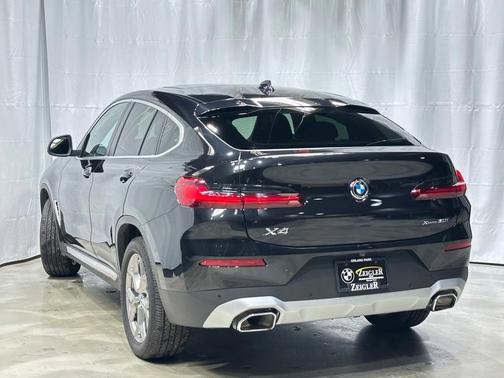 2024 BMW X4 xDrive30i