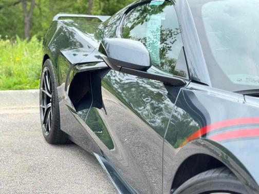 Shadow Gray Metallic 2020 Chevrolet Corvette Stingray w/3LT