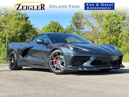 Shadow Gray Metallic 2020 Chevrolet Corvette Stingray w/3LT