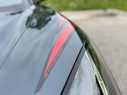 Shadow Gray Metallic 2020 Chevrolet Corvette Stingray w/3LT