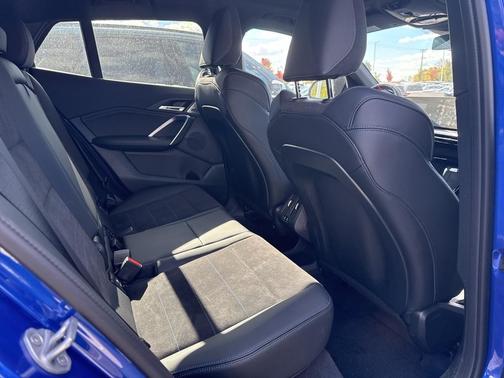 2025 BMW X2 M35i