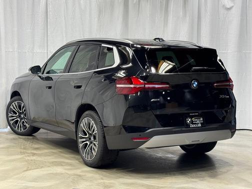 Black Sapphire Metallic 2026 BMW X3 30 xDrive