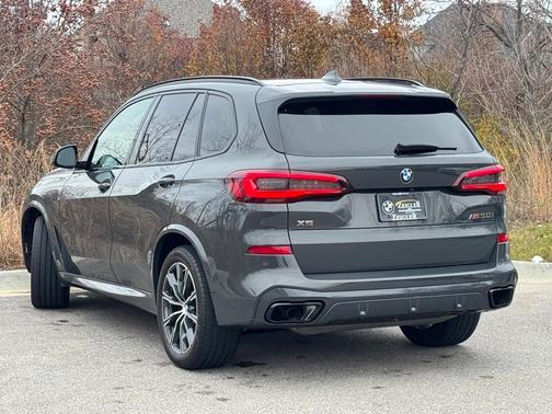 2023 BMW X5 M50i