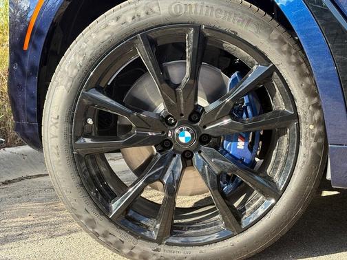 2026 BMW X7 M60i