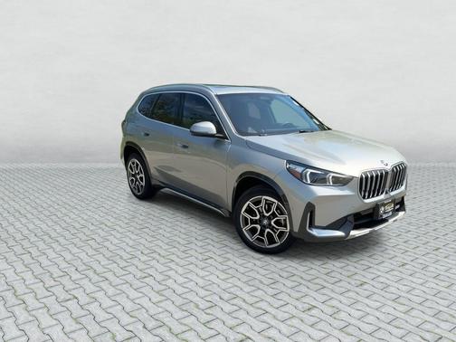 Silver Metallic 2025 BMW X1 xDrive28i