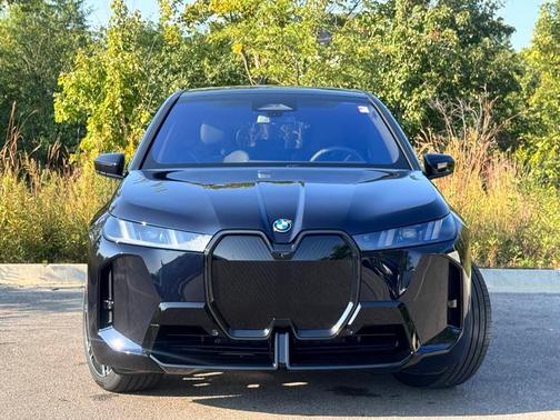 2026 BMW iX xDrive45