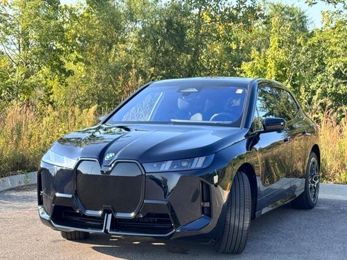 2026 BMW iX xDrive45