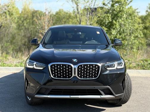 2024 BMW X4 xDrive30i