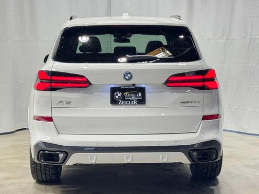 2026 BMW X5 PHEV xDrive50e