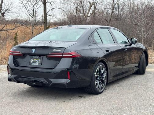 2026 BMW 550e xDrive