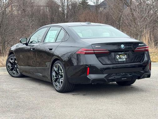 2026 BMW 550e xDrive