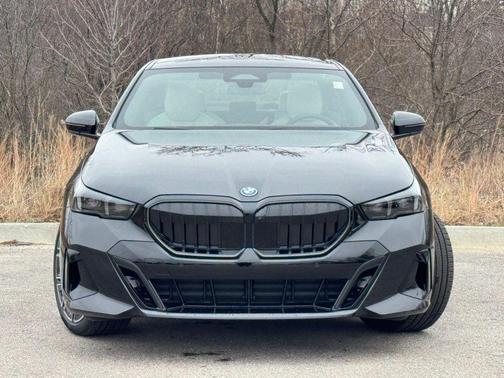 2026 BMW 550e xDrive