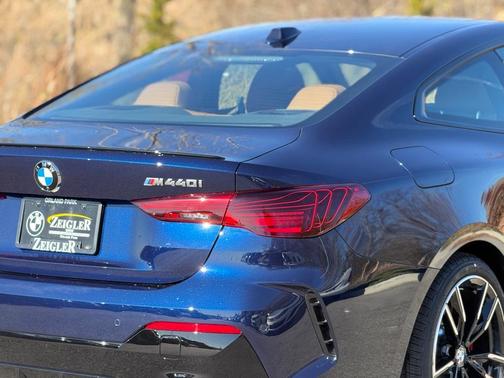 2026 BMW M440 i xDrive