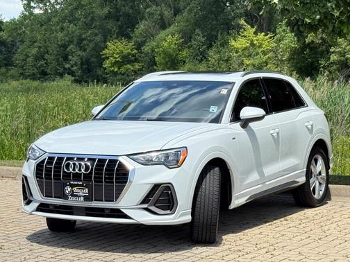2021 Audi Q3 45 S line Premium