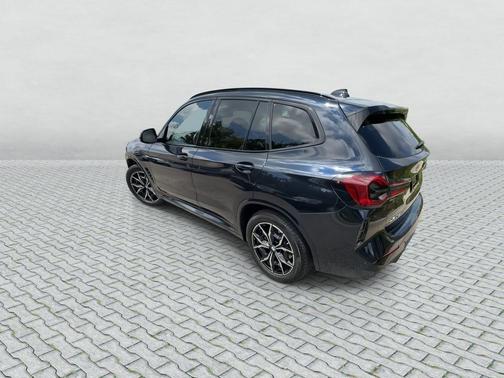 Carbon Black Metallic 2024 BMW X3 xDrive30i
