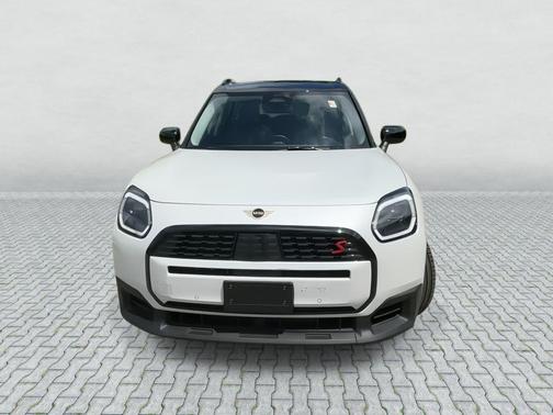 White Metallic 2025 MINI Countryman S
