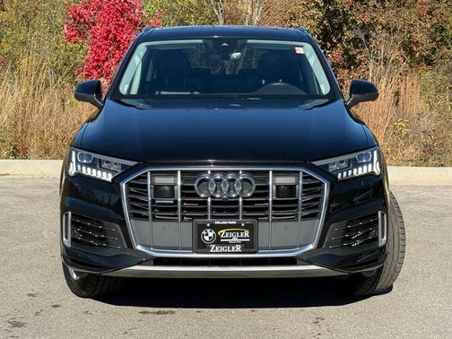 2023 Audi Q7 55 Premium Plus
