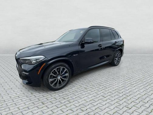 Carbon Black Metallic 2022 BMW X5 PHEV xDrive45e