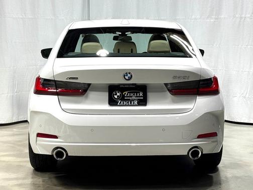 2026 BMW 330 I XDrive NA