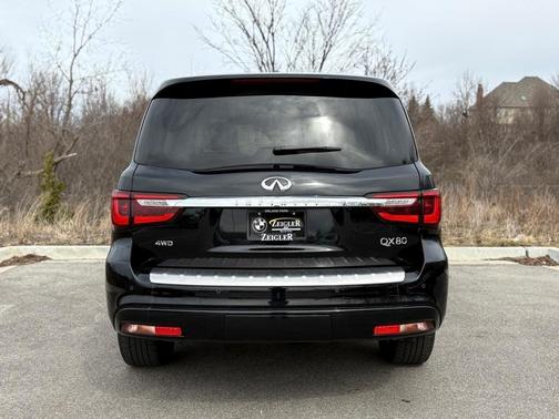 2024 INFINITI QX80 Luxe