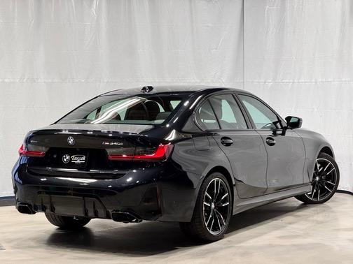 2023 BMW M340 i xDrive