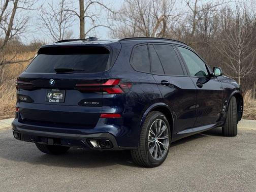 Tanzanite Blue II Metallic 2026 BMW X5 PHEV xDrive50e