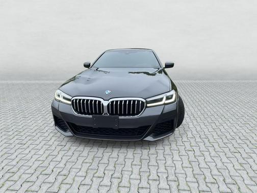Dark Graphite Metallic 2023 BMW 540 i xDrive