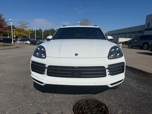 2023 Porsche Cayenne S Platinum Edition