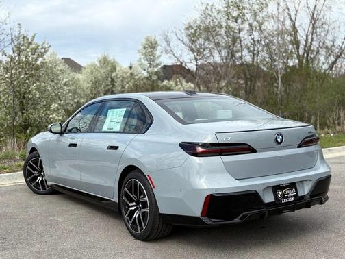 2025 BMW i7 xDrive60