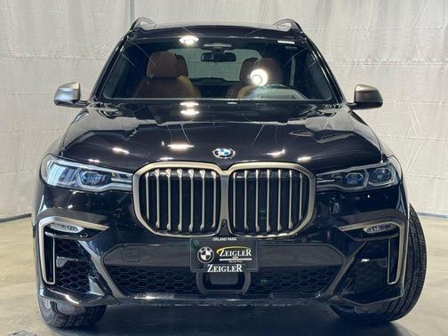 2022 BMW X7 M50i