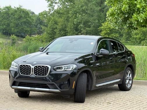 2024 BMW X4 xDrive30i