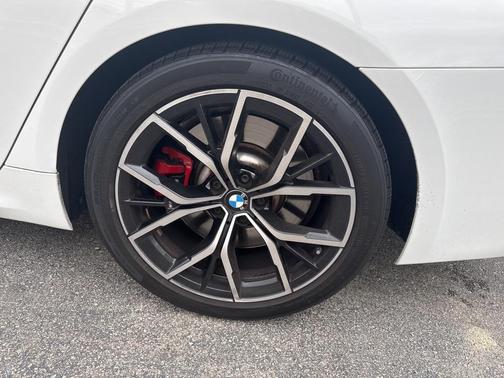 2023 BMW M550 i xDrive