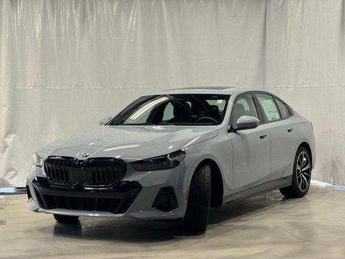 2026 BMW 530 i xDrive