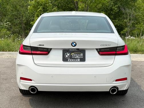 2024 BMW 330 i xDrive