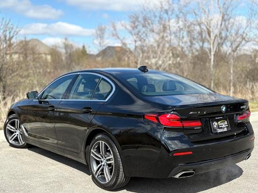 2022 BMW 530 i xDrive