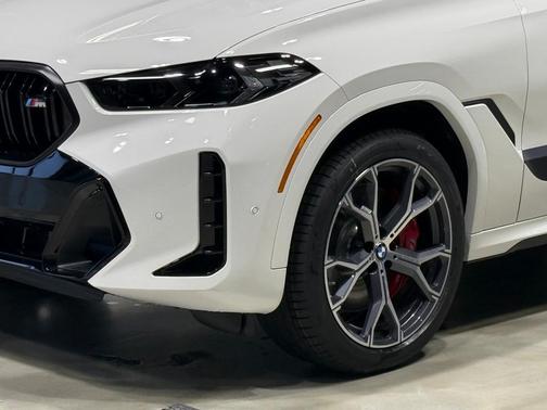 2026 BMW X6 M60i