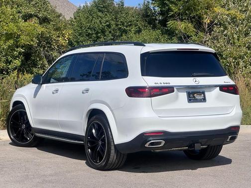 2025 Mercedes-Benz GLS 580 Base 4MATIC