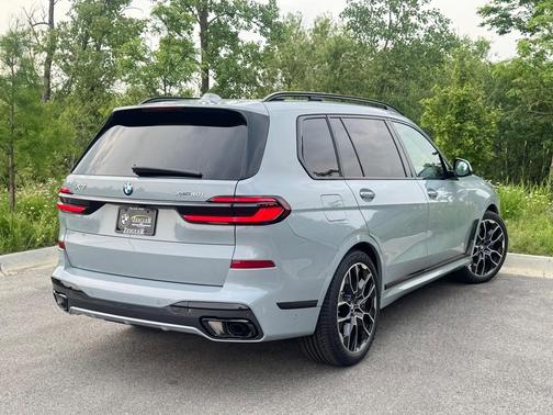 2026 BMW X7 xDrive40i