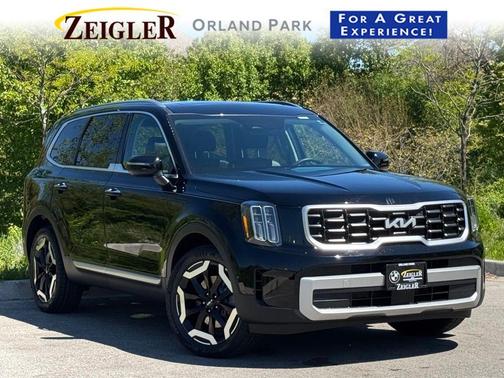 Ebony Black 2023 Kia Telluride S