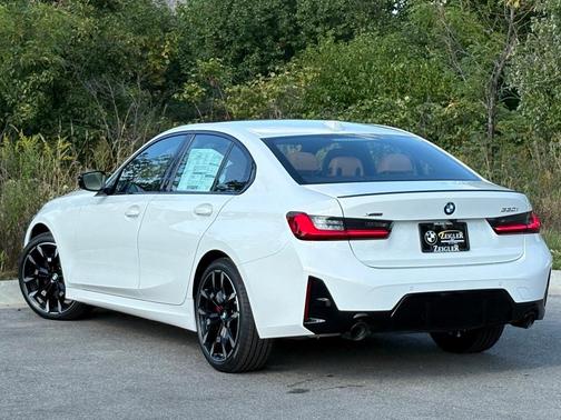 2025 BMW 330 i xDrive