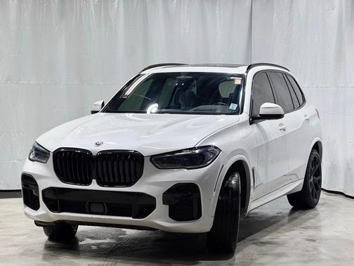 2023 BMW X5 M50i