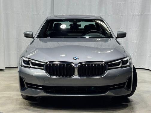 2023 BMW 540 i xDrive