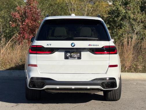 2026 BMW X7 M60i