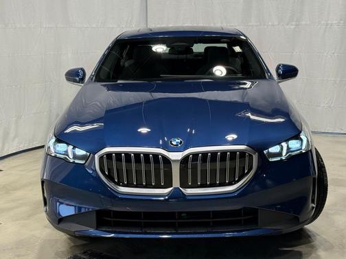 2026 BMW 530 i xDrive